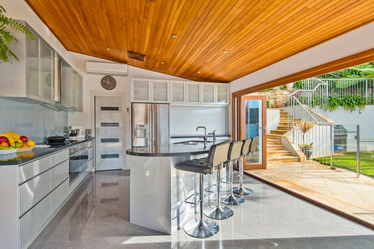 Yachtsmans Paradise – Avalon