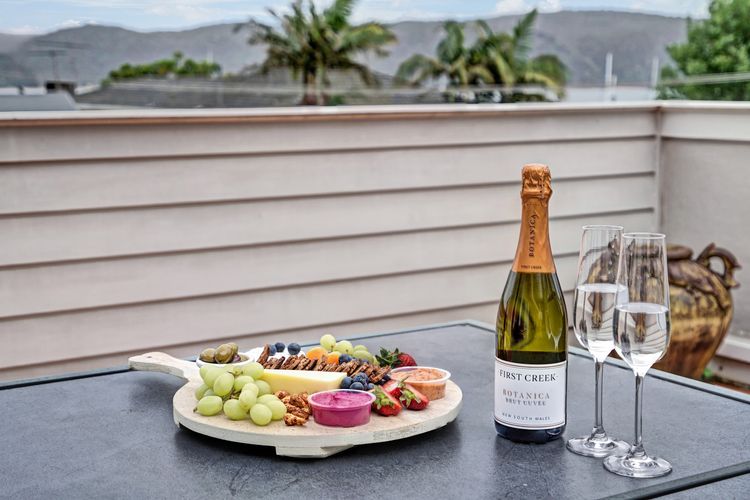 Iluka Palm Cove Penthouse