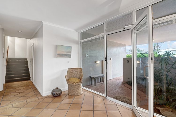 Iluka Palm Cove Penthouse