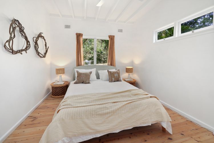 Bungalow 127 at Avalon pde, 800m walk to beach