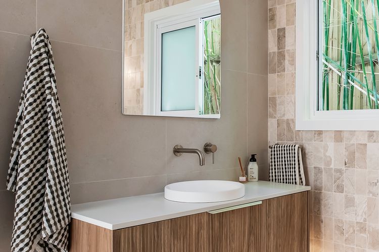 Bangalley by the Sea