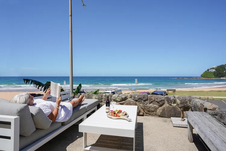 Rocklands Palm Beach front