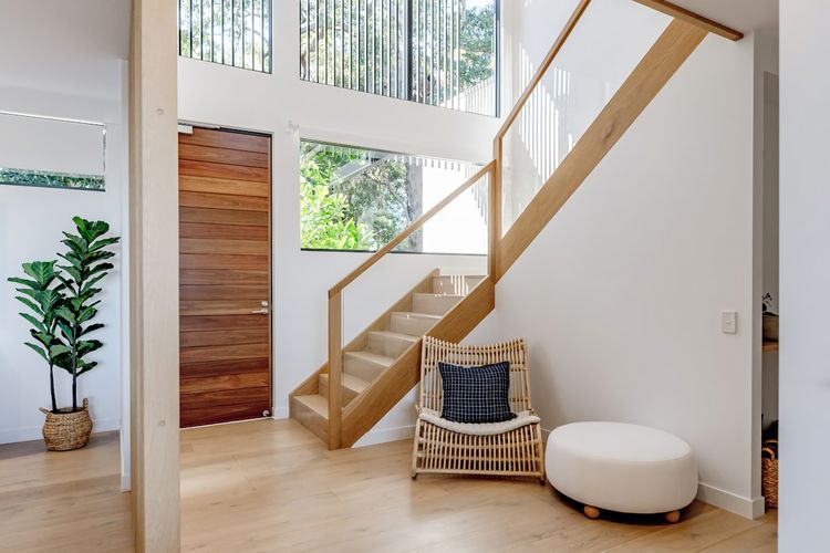 The Hamptons Lake House Noosa Heads Luxury House