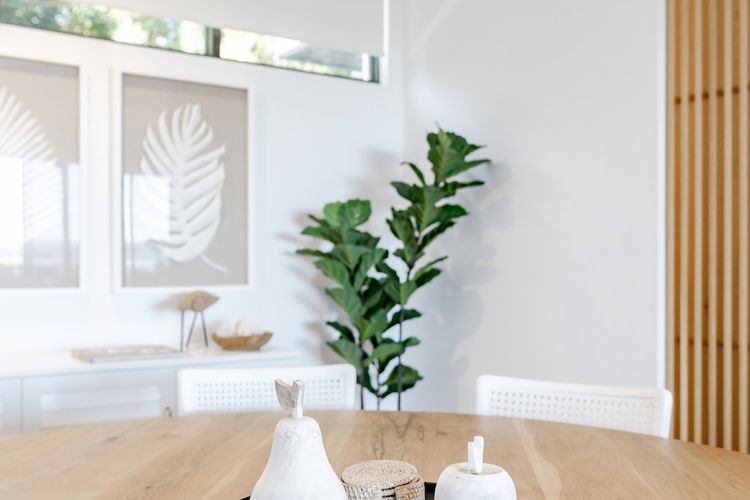 The Hamptons Lake House Noosa Heads Luxury House