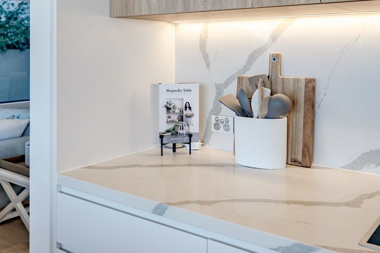 The Hamptons Lake House Noosa Heads Luxury House