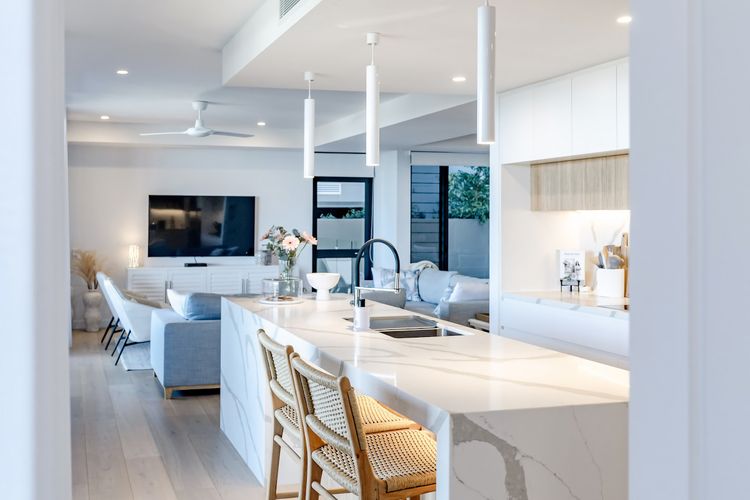 The Hamptons Lake House Noosa Heads Luxury House