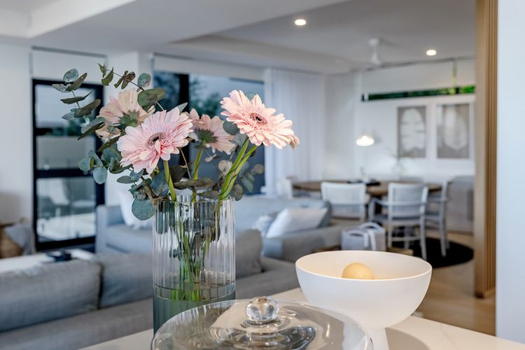 The Hamptons Lake House Noosa Heads Luxury House