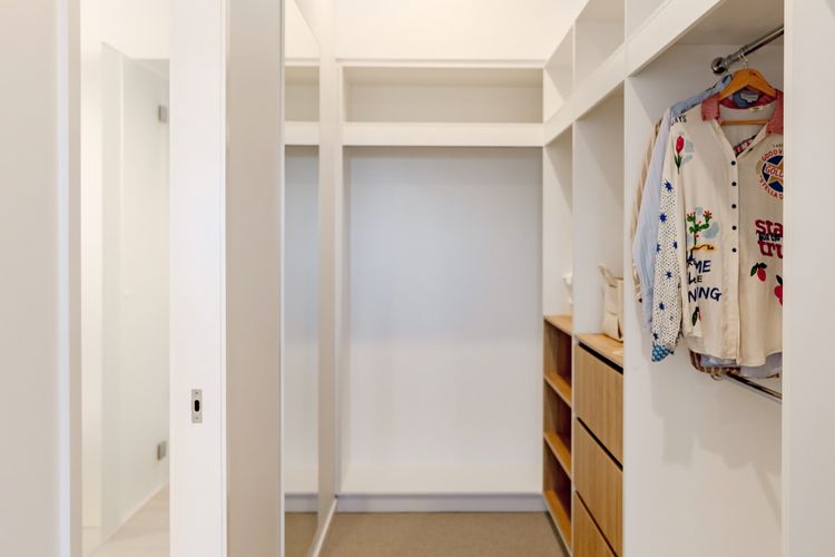 The Hamptons Lake House Noosa Heads Luxury House