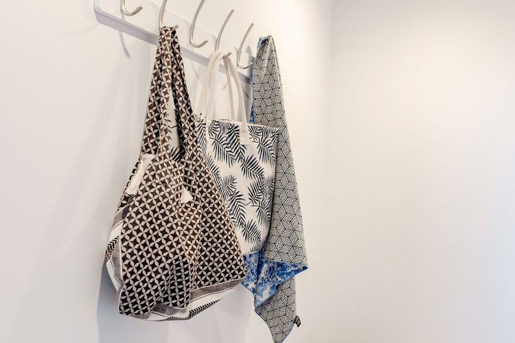 The Hamptons Lake House Noosa Heads Luxury House