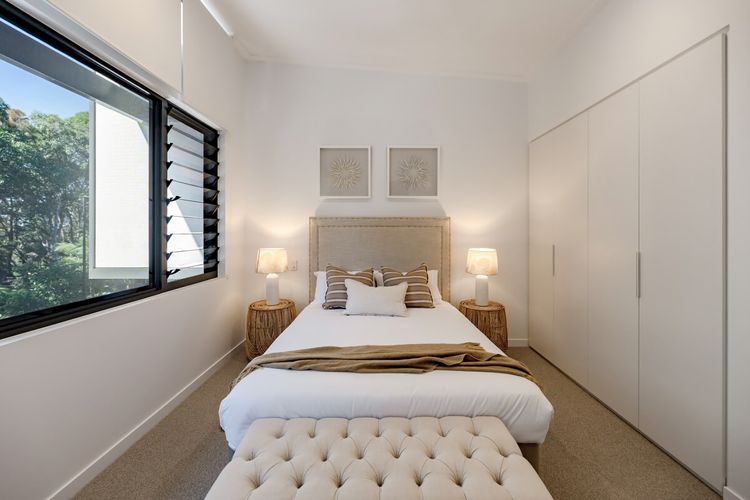 The Hamptons Lake House Noosa Heads Luxury House