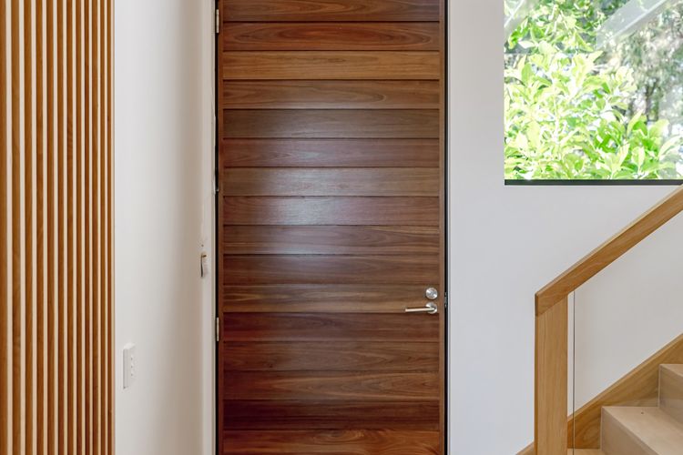 The Hamptons Lake House Noosa Heads Luxury House