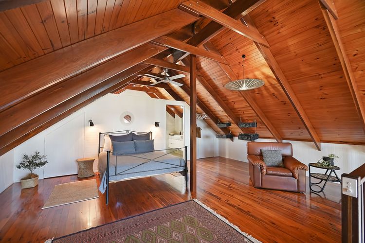 Beautiful Sunshine Beach Retreat with Heated Pool