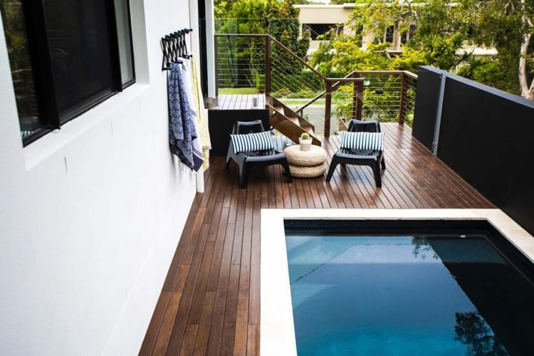 Beautiful Sunshine Beach Retreat with Heated Pool