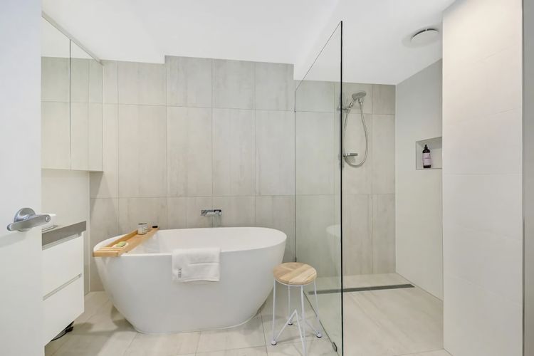 Hamptons Style Beach Retreat in Noosa s Heart