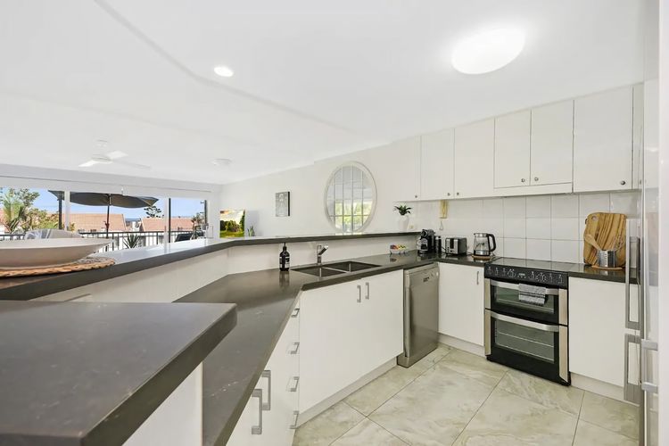 Hamptons Style Beach Retreat in Noosa s Heart