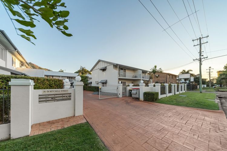 Exterior image 1