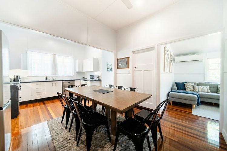 Dining area image 1