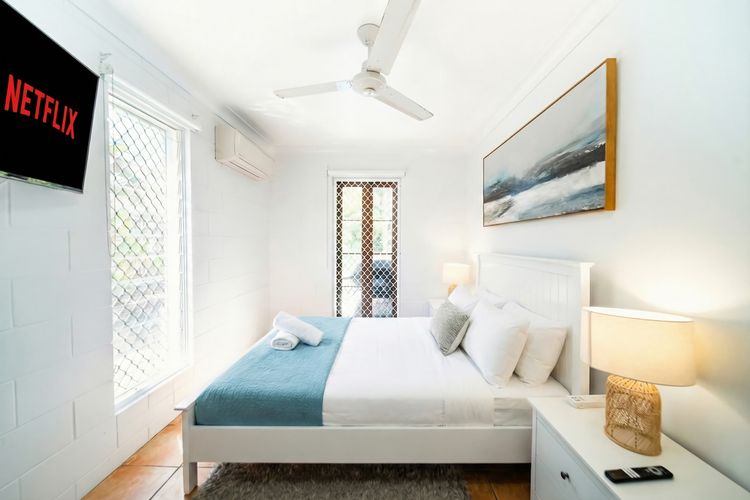 Bedroom 3 image 1