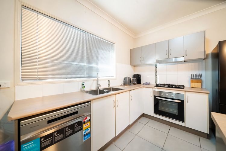 Full kitchen image 3