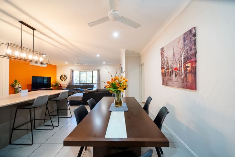 Dining area image 1