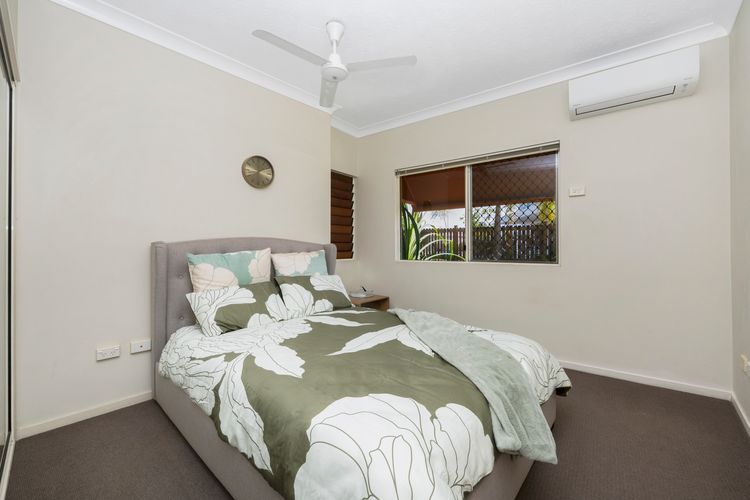 South Townsville Apartment, Walk to Cafes & Dining