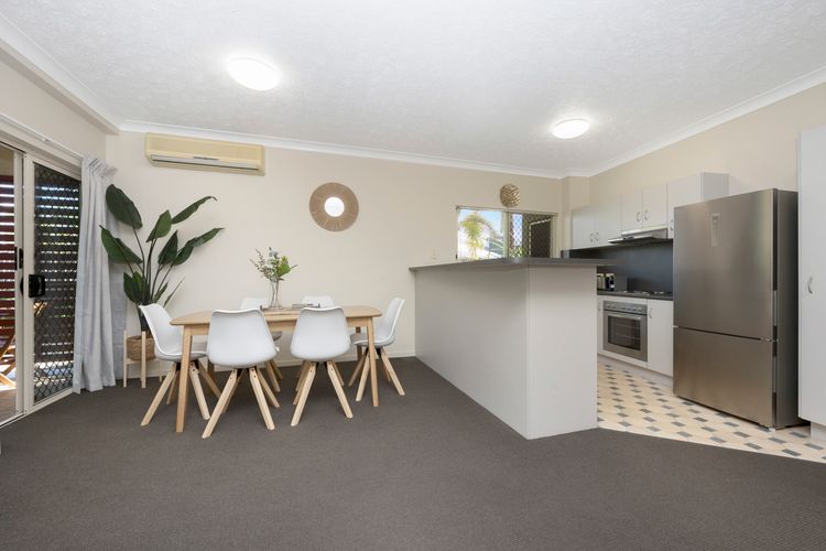 South Townsville Apartment, Walk to Cafes & Dining