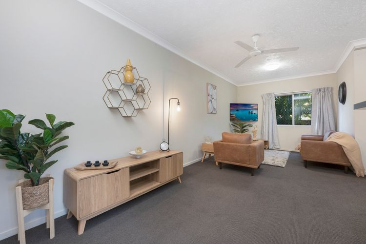 South Townsville Apartment, Walk to Cafes & Dining