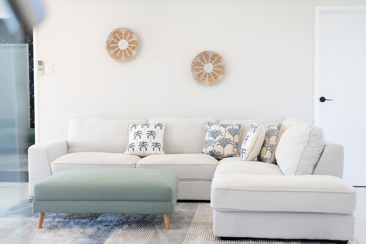 Living room image 3