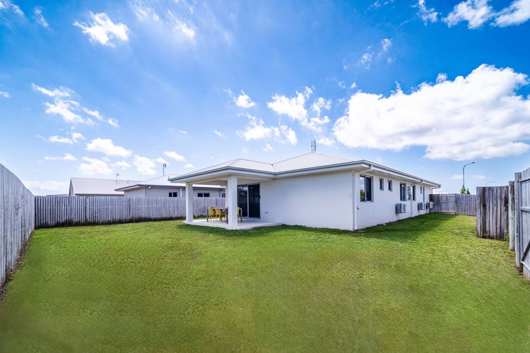 Modern 4BR Retreat 7C Space Comfort for All Vacation Home in Burdell