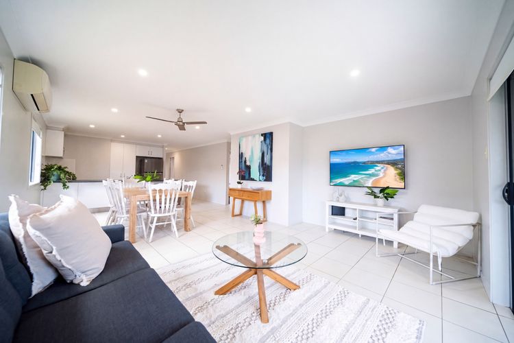 Family Escape | Spacious 4BR Home with Yard