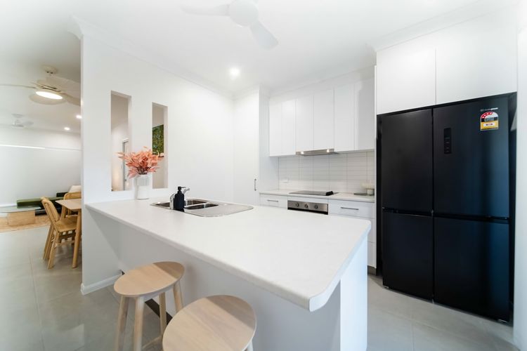 Full kitchen image 4