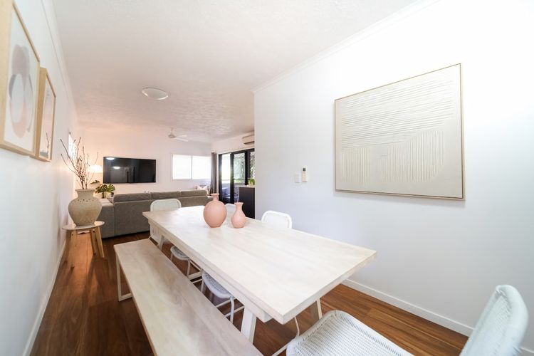Dining area image 1