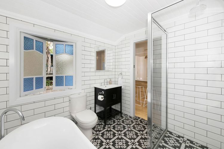 Renovated 4BR Home Queenslander Prime Townsville
