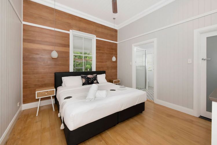 Renovated 4BR Home Queenslander Prime Townsville