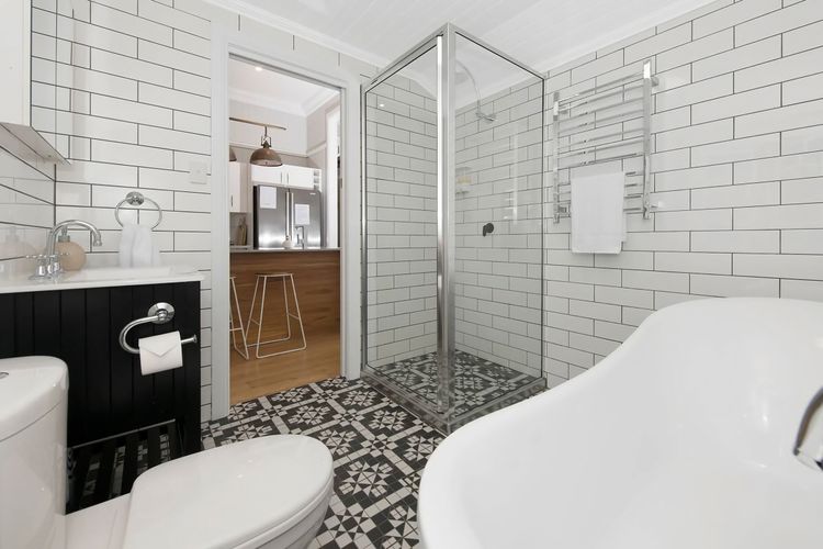 Renovated 4BR Home Queenslander Prime Townsville