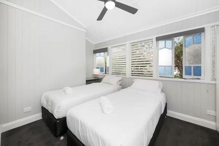 Renovated 4BR Home Queenslander Prime Townsville