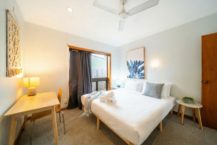 Bedroom 1 image 1