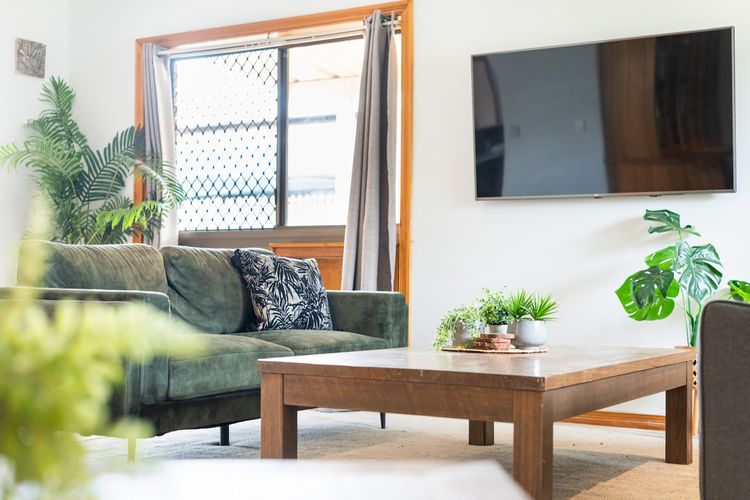 Living room image 8