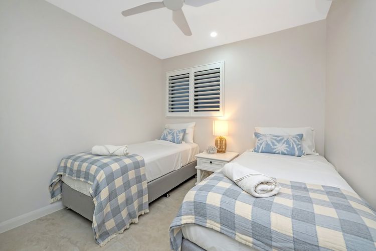 Bedroom 1 image 1