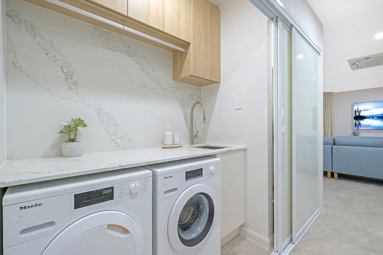 Laundry area image 1