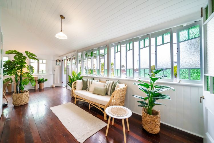 Tropical getaway 10 min to city Vacation Home in Hermit Park