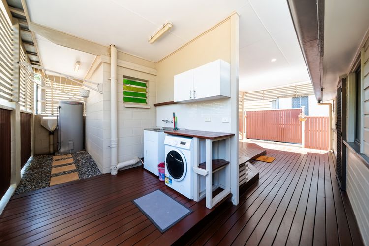 Laundry area image 1