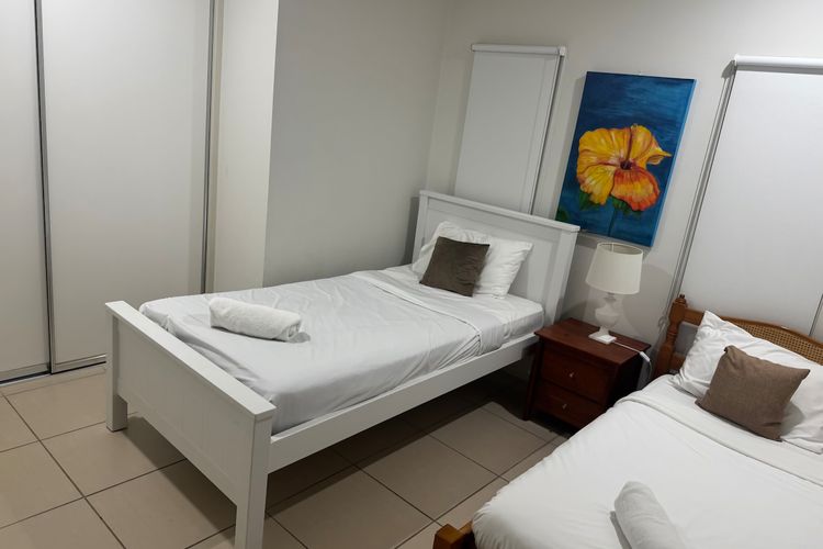 Bedroom 4 image 1