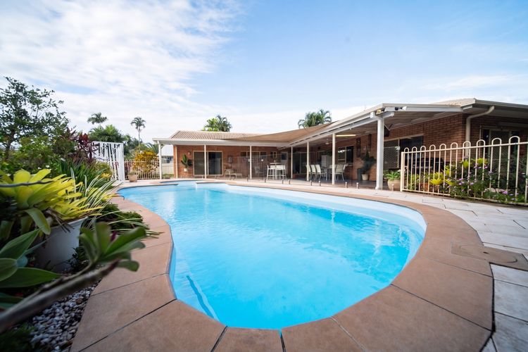 Family Oasis With Pool and Outdoor Entertaining