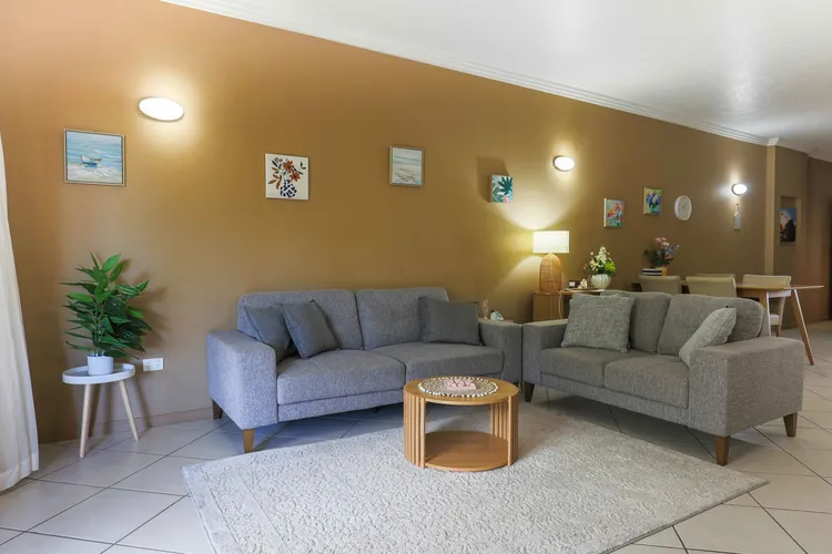 Bayside Harbour Retreat