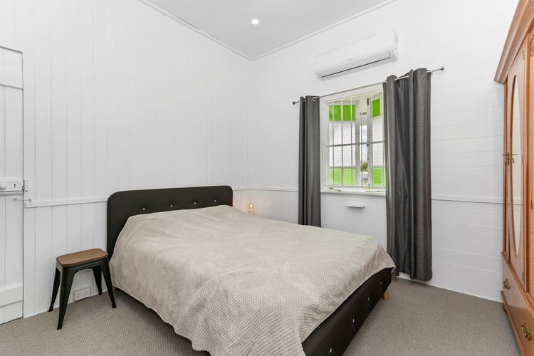 A Charming Period Stay, Lovingly Restored