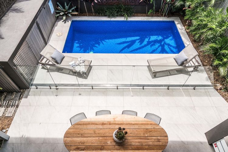 Kokos Beach House 2 – Belongil Beach pad with pool