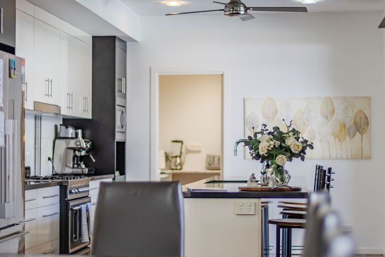 Lennox Coastal Retreat – resort-style home w. pool