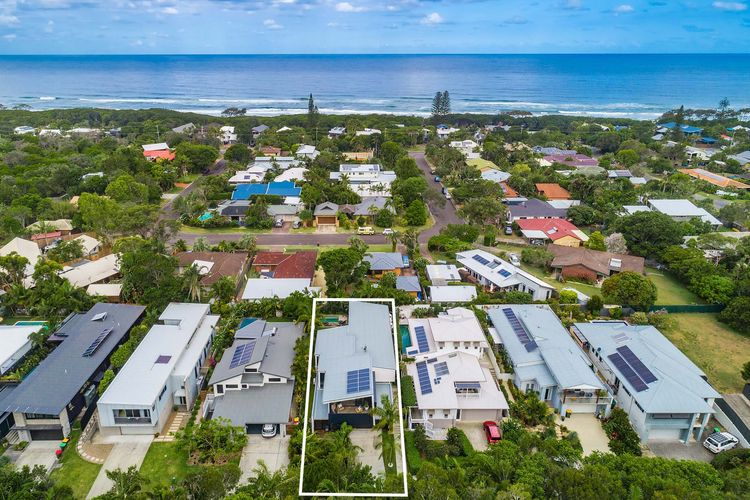 Melaleuca – luxury 4BR retreat with pool