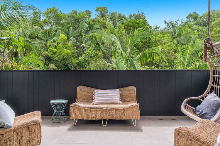 Melaleuca – luxury 4BR retreat with pool